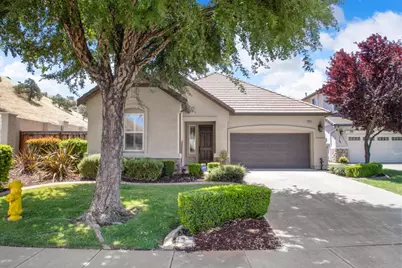 9016 Tee Box Court, Patterson, CA 95363 - Photo 2
