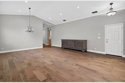 9016 Tee Box Court, Patterson, CA 95363 - Photo 10
