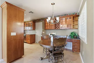 7526 Sunfaire Lane, Sacramento, CA 95828 - Photo 14
