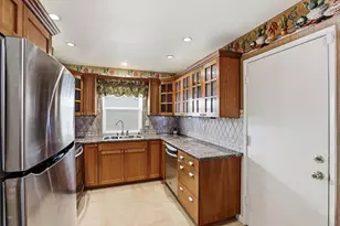 7526 Sun Faire Ln, Sacramento, CA 95828 - Photo 4