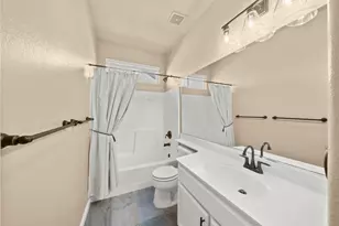 8412 Pinyon Pine Pl, Antelope, CA 95843 - Photo 16
