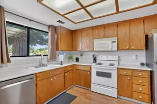 6740 Calvine Rd, Sacramento, CA 95823 - Photo 14