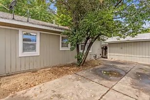 221 Alturas, Modesto, CA 95351 - Photo 40