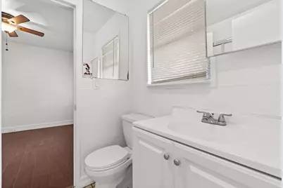 221 Alturas, Modesto, CA 95351 - Photo 28