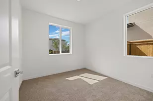 7379 Hollandaise Way, Sacramento, CA 95829 - Photo 10