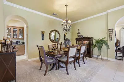 6813 Vilamoura Way, Elk Grove, CA 95757 - Photo 12
