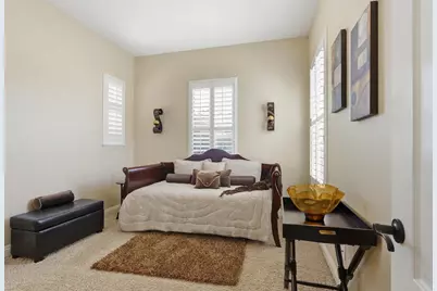 6813 Vilamoura Way, Elk Grove, CA 95757 - Photo 8