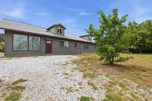 17212 Jeanese Dr, Jamestown, CA 95327 - Photo 2