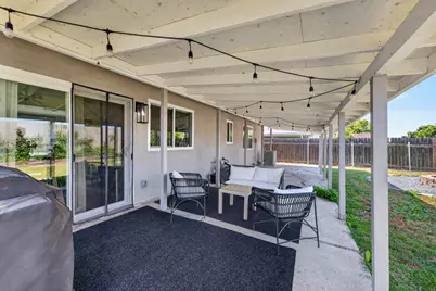 7920 Deer Water Drive, Sacramento, CA 95823 - Photo 40