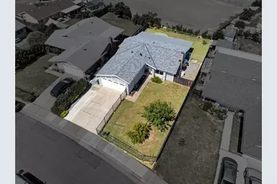 7920 Deer Water Drive, Sacramento, CA 95823 - Photo 46