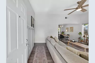 7920 Deer Water Drive, Sacramento, CA 95823 - Photo 8