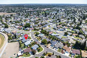 7920 Deer Water Dr, Sacramento, CA 95823 - Photo 52