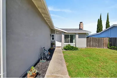 7920 Deer Water Drive, Sacramento, CA 95823 - Photo 6