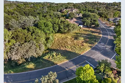 3923 Errante Drive, El Dorado Hills, CA 95762 - Photo 8