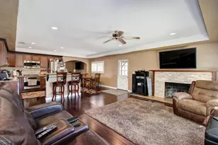3840 Valle Vista Rd, Carmichael, CA 95608 - Photo 14