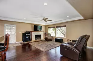 3840 Valle Vista Rd, Carmichael, CA 95608 - Photo 12