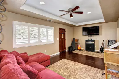 3840 Valle Vista Road, Carmichael, CA 95608 - Photo 8