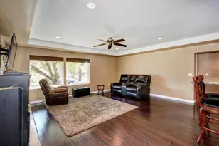 3840 Valle Vista Rd, Carmichael, CA 95608 - Photo 10