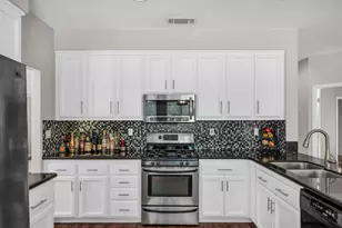 1806 N Bend Dr, Sacramento, CA 95835 - Photo 14