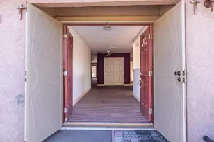 5500 Sunset Oak Ct, Sacramento, CA 95842 - Photo 6