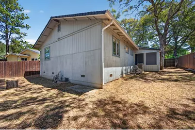 1627 Gerry Court, Auburn, CA 95603 - Photo 24