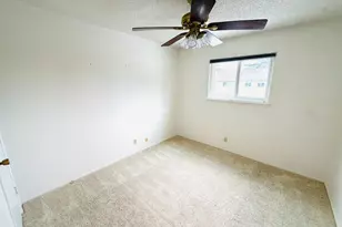 4032 Oak Villa Cir, Carmichael, CA 95608 - Photo 12