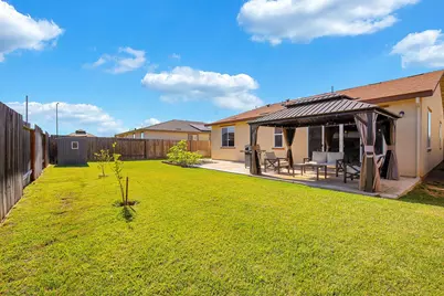 1559 Falabella Way, Olivehurst, CA 95961 - Photo 18