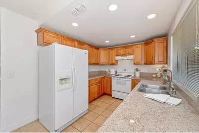 6530 Steffano Court, Citrus Heights, CA 95621 - Photo 6