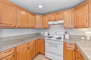 6530 Steffano Ct, Citrus Heights, CA 95621 - Photo 8