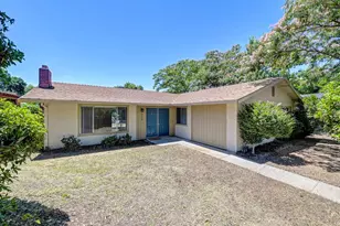 6530 Steffano Ct, Citrus Heights, CA 95621 - Photo 2