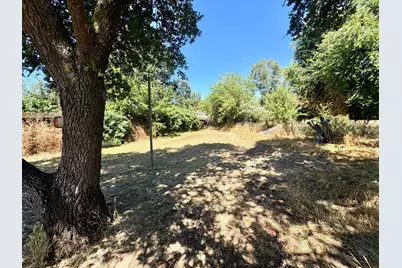 1547 S Adelbert Avenue, Stockton, CA 95215 - Photo 2