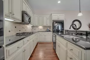 2431 Cypress Point Dr, Turlock, CA 95380 - Photo 8