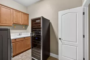 1845 Greywood Cir, Roseville, CA 95747 - Photo 20