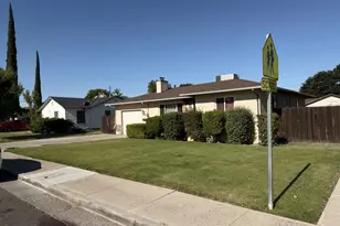 1129 Idaho Ave, Los Banos, CA 93635 - Photo 2