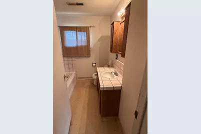 1129 Idaho Avenue, Los Banos, CA 93635 - Photo 16