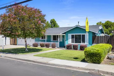 335 North Avenue, Turlock, CA 95382 - Photo 2