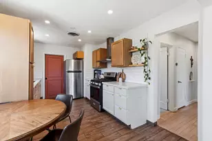 34 E Alpine Ave, Stockton, CA 95204 - Photo 8