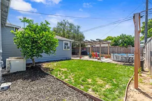 34 E Alpine Ave, Stockton, CA 95204 - Photo 18