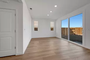 8225 Roundhouse Loop, Roseville, CA 95747 - Photo 16