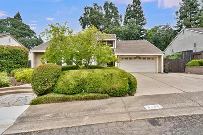 5208 Lincoln Villa Way, Fair Oaks, CA 95628 - Photo 4