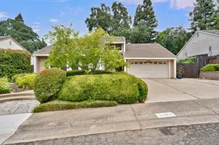 5208 Lincoln Villa Way, Fair Oaks, CA 95628 - Photo 4