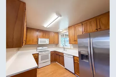 4828 Rockland Way, Fair Oaks, CA 95628 - Photo 2