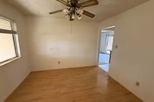227 Sepulveda Dr, Stockton, CA 95210 - Photo 10