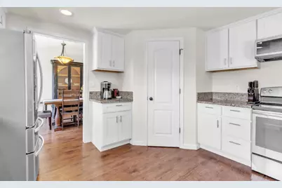 7846 Tamara Drive, Fair Oaks, CA 95628 - Photo 6