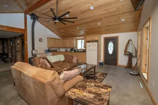 20505 Coalinga Rd, Paicines, CA 95043 - Photo 4