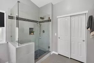 9370 Framington Way, Elk Grove, CA 95758 - Photo 32