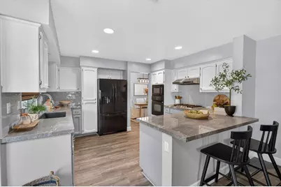 9370 Framington Way, Elk Grove, CA 95758 - Photo 10