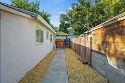 4126 7th Avenue, Sacramento, CA 95817 - Photo 22