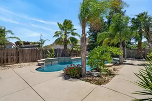 9818 Black Swan Dr, Elk Grove, CA 95624 - Photo 58