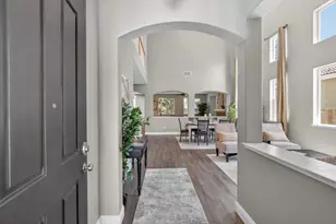 9818 Black Swan Dr, Elk Grove, CA 95624 - Photo 6